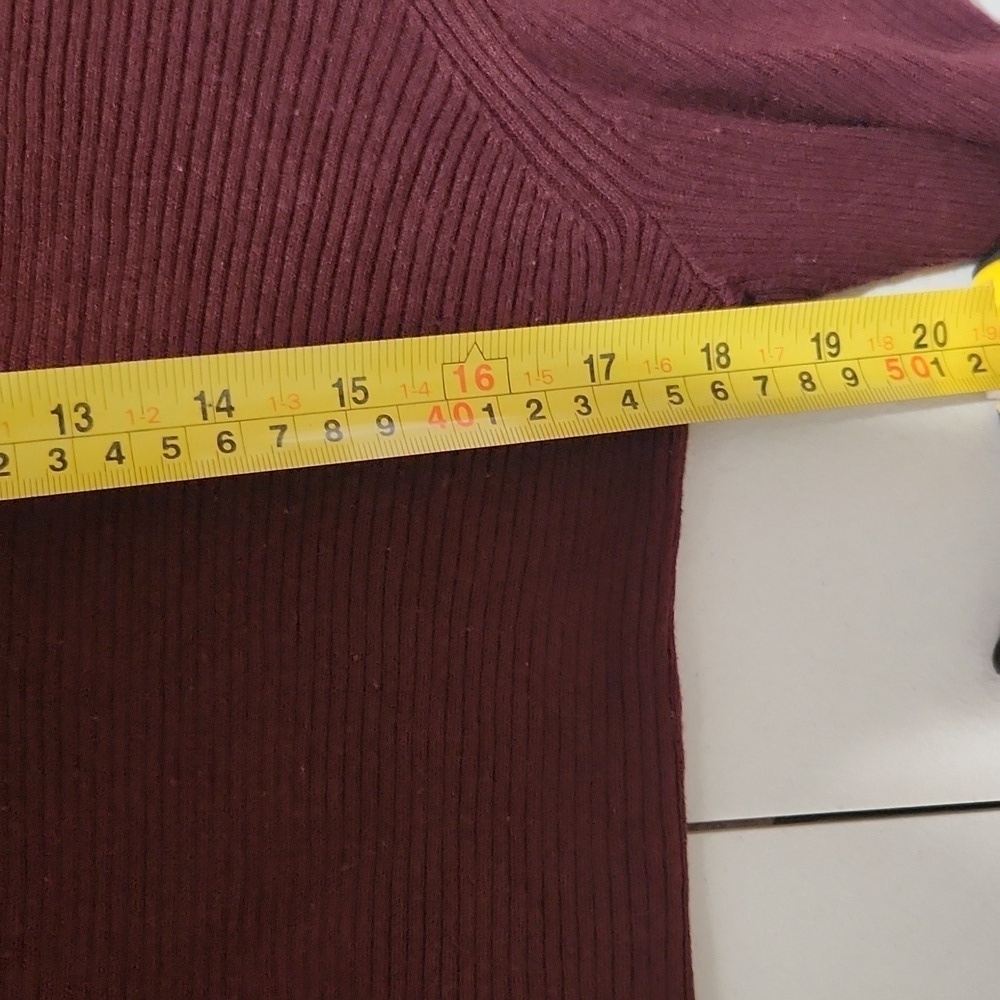 Uniqlo Cardigan Womens Size S Lomv Button Sweater Maroon - Picture 7 of 7